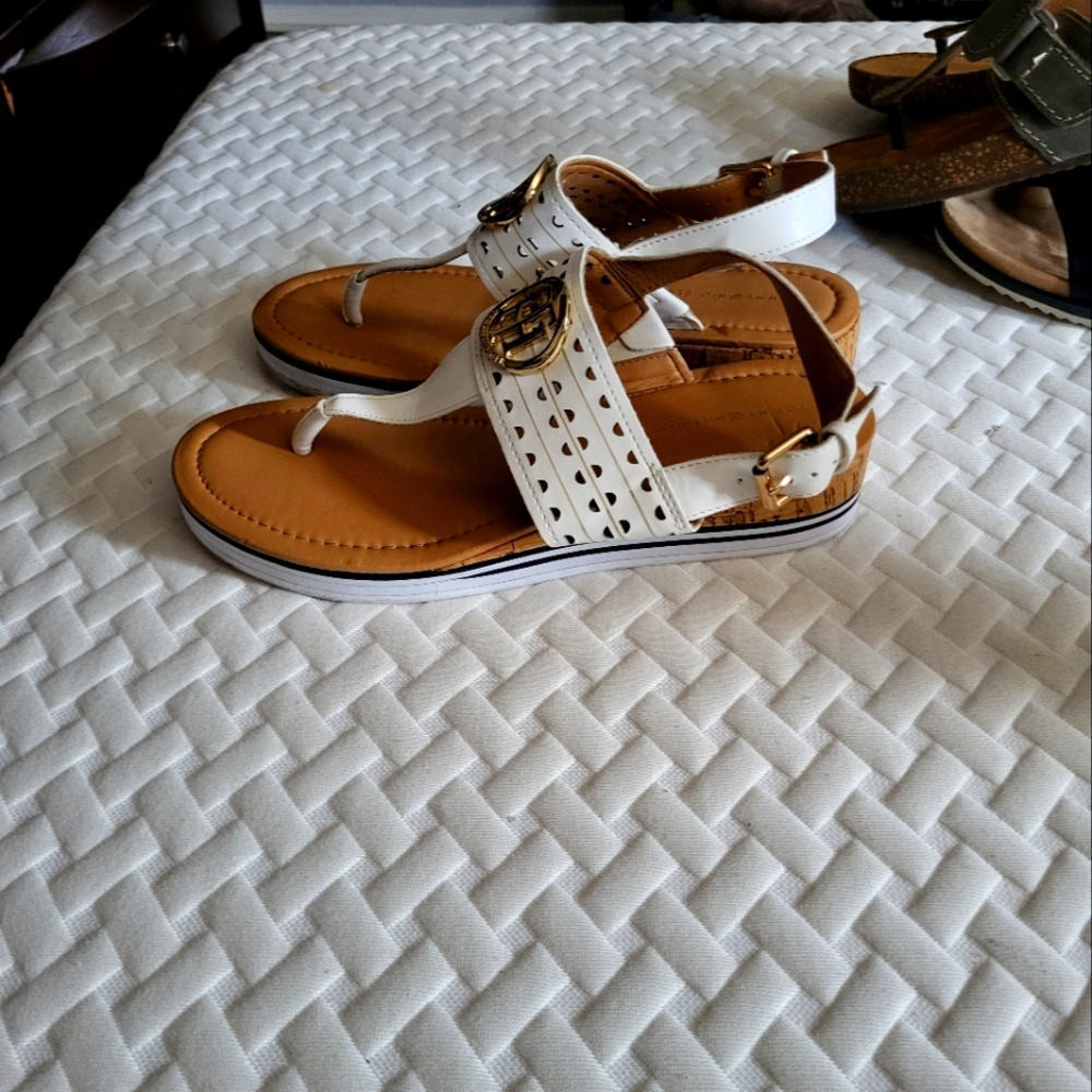 White and Tan Sandals with Gold Accent